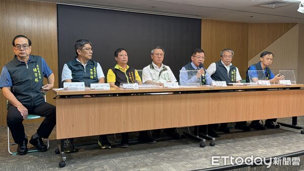 ▲▼ 台南海佃路大爆炸！市府說明後續處置 。（圖／記者林東良攝）