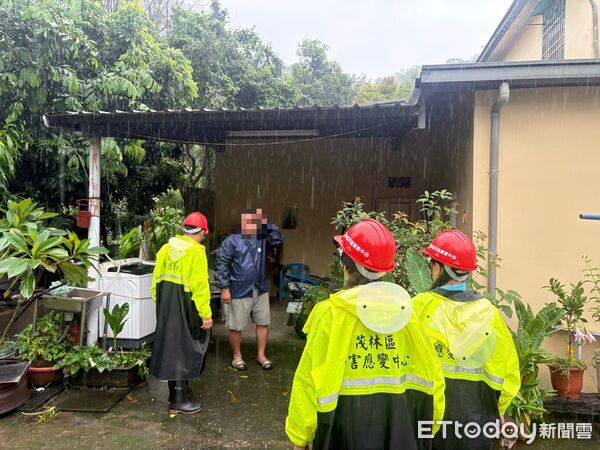 ▲▼高雄山區撤離。（圖／記者許宥孺翻攝）