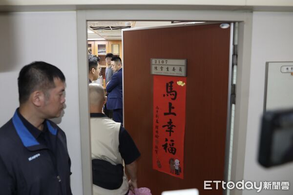 ▲▼ 調查局搜索陳雪生辦公室 。（圖／記者劉耿豪攝）