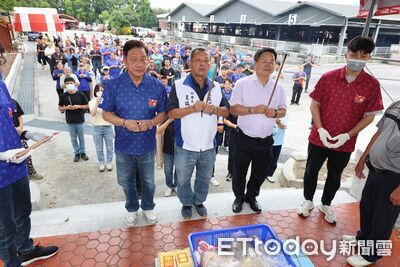 南投農產運銷公司普渡慎祭獸魂碑 秋節應景食品即起推優惠