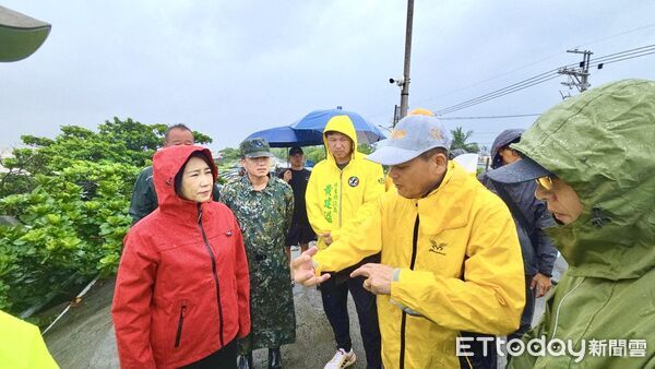 ▲枋寮鄉新龍村地勢較為低窪淹水。（圖／屏東縣政府提供）