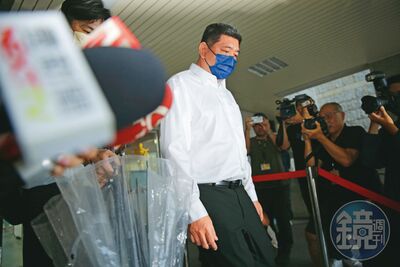 直擊NONO現蹤內湖吃火鍋！屢傳婚變「合體朱海君」被拍私下真實互動