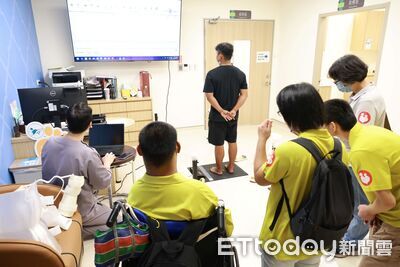 矯具送進台東20年！救星院生訪門諾製作基地　坐輪椅賞鯨看大海