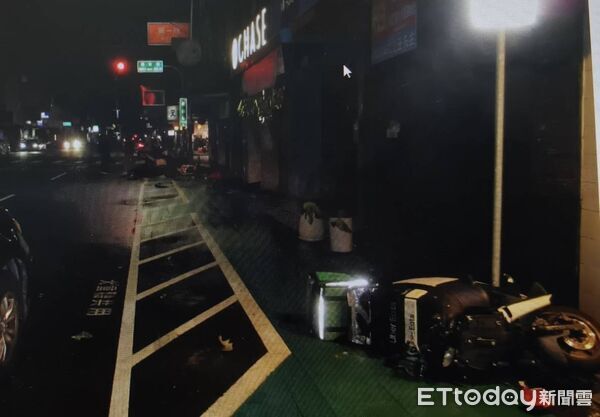 ▲▼台中市逢甲商圈深夜連四撞，毒駕男辯稱為了閃貓。（圖／民眾提供，下同） 