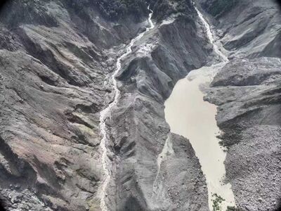 西藏邊境雨不停！　救援增難度、土石流恐「隨時重來」