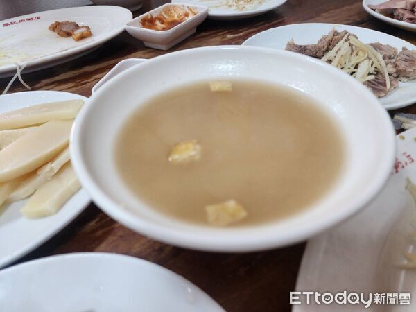 ▲周記肉粥。(圖/記者游瓊華攝)