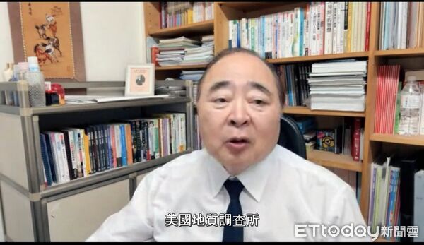 冰川持續消融、後退後，前端冰磧物可能形成天然冰磧壩並蓄積融水形成冰湖；一旦發生冰崩、山崩或湖水溢頂，冰湖潰決後大量泥水、冰塊與土石便可能沿山谷向下游傾瀉，形成山洪與土石流災害。（圖／引自中國科學院清藏高原研究所）