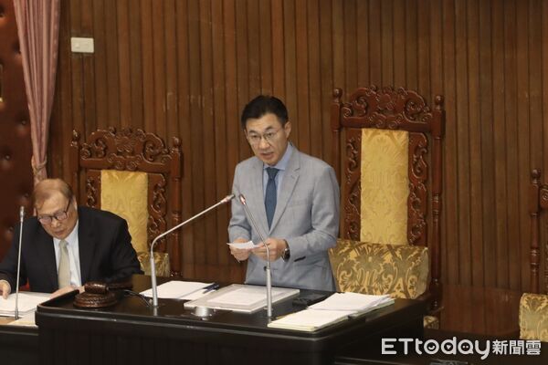 ▲▼ 立法院議場無人載具條例。立法院副院長江啟臣主持會議 。（圖／記者劉耿豪攝）