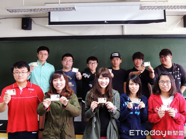 ▲嘉南藥理大學累計10221人取得「環境保護專責及技術人員」證照，發證人數位居全國大專校院第一。（記者林東良翻攝，下同）