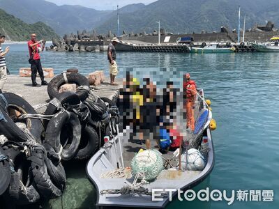 扭傷腳踝、肢體無力！宜蘭烏岩角一早傳2救護案　船艇接駁救回7人