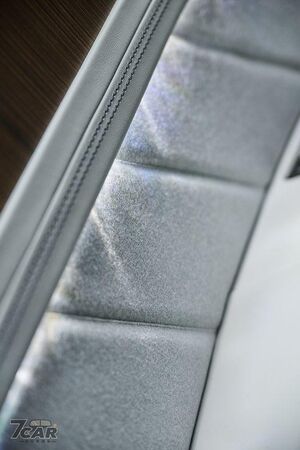 Merino 羊毛與回收材料成新焦點　Bentley 公布 Torcal 全新內裝材質