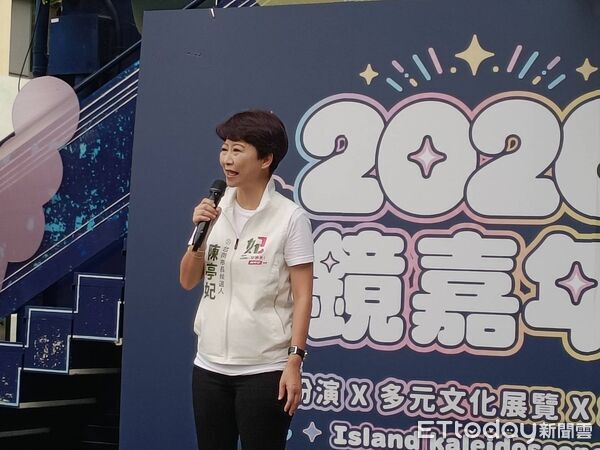 ▲「2026出鏡嘉年華 Cosplay大遊行暨多元文化展」29、30日將在藍晒圖文創園區登場，市長黃偉哲與菲律賓駐台貴賓交流合影，展現台南與國際接軌的城市特色。記者林東良翻攝，下同）