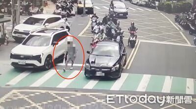 三重「開山刀男」坐賓士當街攔女騎士 遭羈押禁見