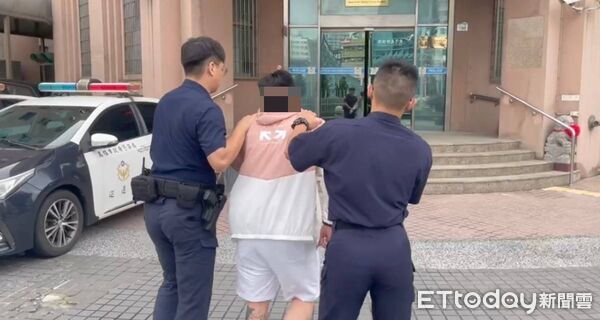 ▲▼高雄酒吧驚傳槍響！2女勸架慘遭BB彈攻擊當場濺血…傷勢曝光。（圖／記者賴文萱翻攝）