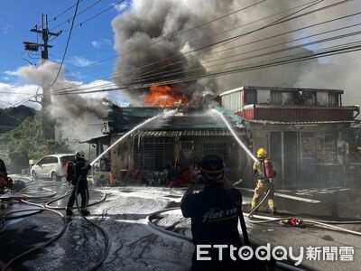 快訊/基隆七堵木造平房起火…滾滾濃煙狂竄!2住戶出門工作躲劫
