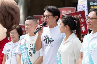 遺憾國民黨不遵守承諾 黃國昌:藍委都看不下去要組團站台邱臣遠