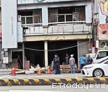 快訊／台中工安意外！45歲工人鷹架摔落　無生命跡象搶救中