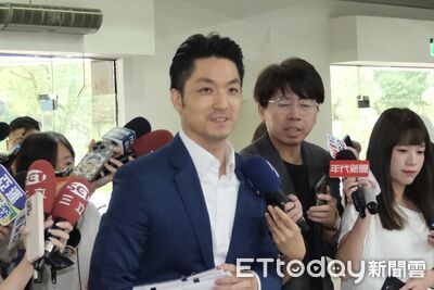 蔣友青被問「蔣萬安最近如何？」說完1句　直播秒被禁！影片瘋傳