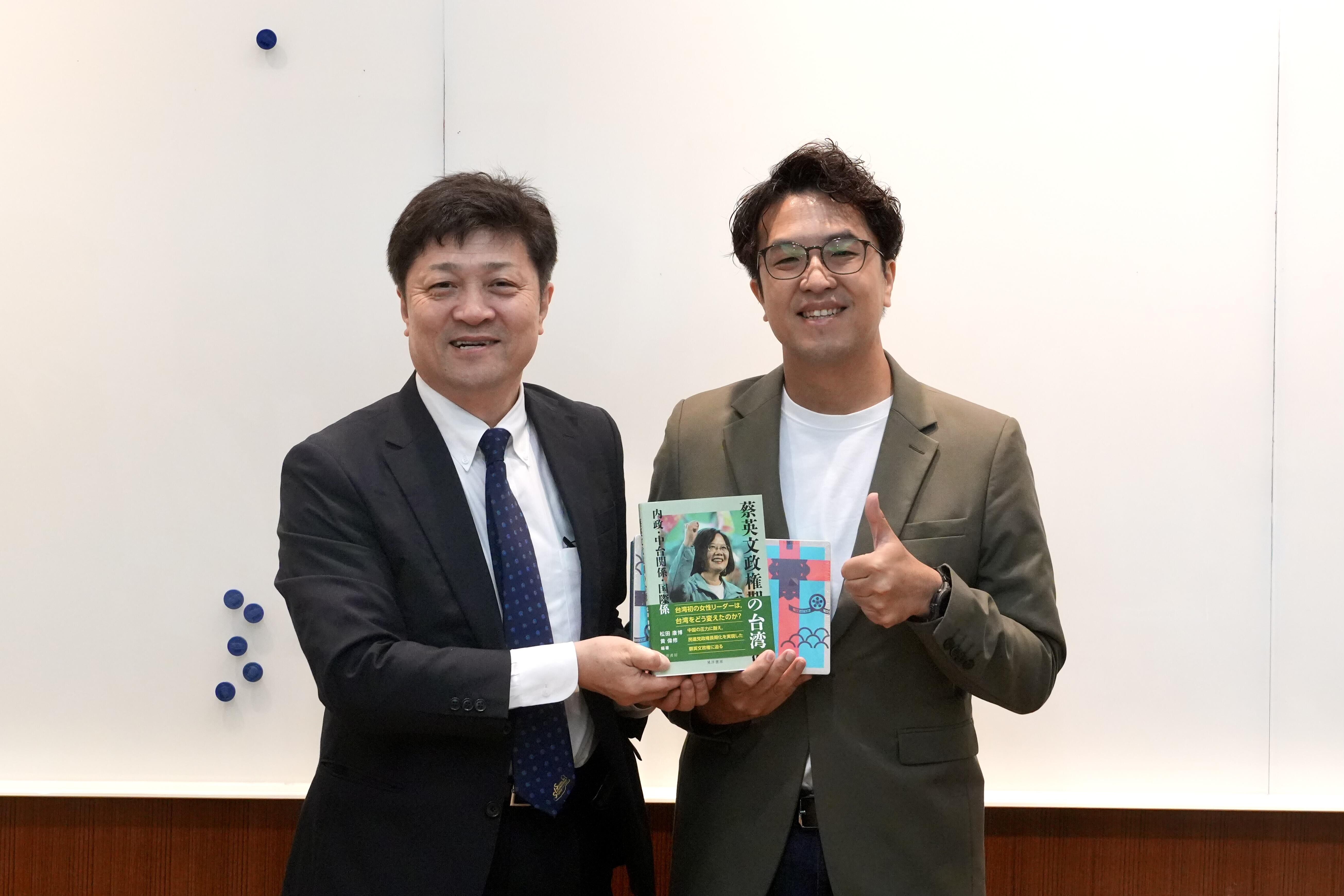 ▲▼由東京大學東洋文化研究所教授松田康博等學者組成的東大「兩岸關係研究小組」8月31日拜會民進黨台北市長參選人、立委沈伯洋。（圖／沈伯洋競辦提供）