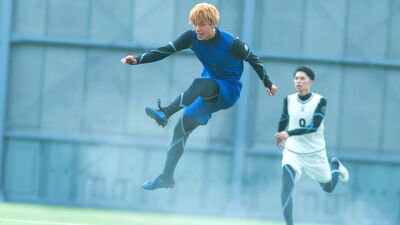 《藍色監獄》打破《銀魂》票房紀錄！野村康太「半年增重8KG」裸身邀大家看