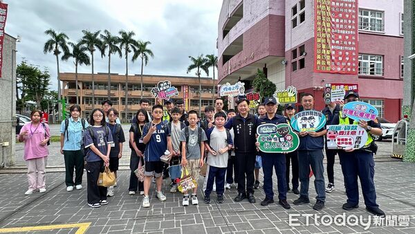 開學首日安心滿分！竹崎警化身「安全守門員」重兵護童