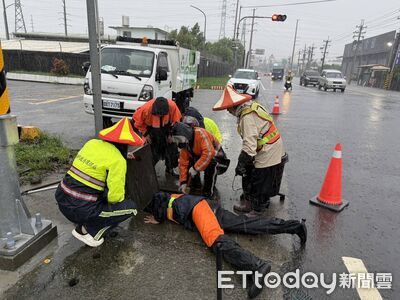 高雄8月總雨量1712毫米破歷史紀錄 市府應變中心三級開設