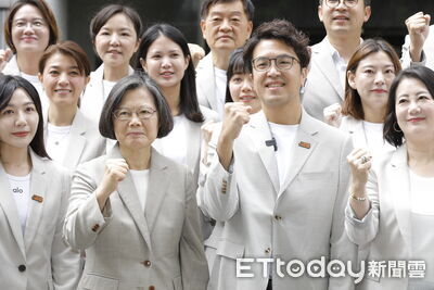 沈伯洋競總主委成謎　蔡英文也好奇問沈：主委究竟是誰啊？