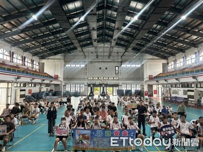 成功警走入校園宣導法治與交安　強化青少年守法及用路觀念