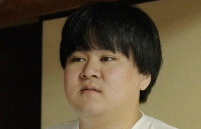日22歲宅男「小學尿褲子被笑」13年沒出門！　每月靠1萬零用錢生活