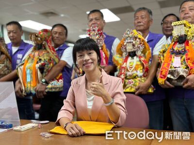 五尊媽祖跨界護航！吳品叡登記參選縣長：我來守護嘉義
