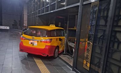 開小黃撞北檢!運將犯後「PO現場照」喊:我在等…屬於是非的光