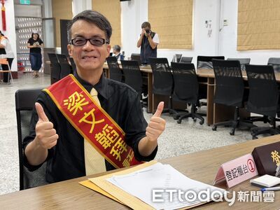梁文韜登記參選金門縣長　提十大願景！主張金廈和平撤軍