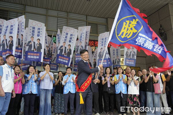 ▲再拼四年・南投向前！張嘉哲登記參選連任 擘劃「五大成長」藍圖。（圖／國民黨南投縣黨部提供）
