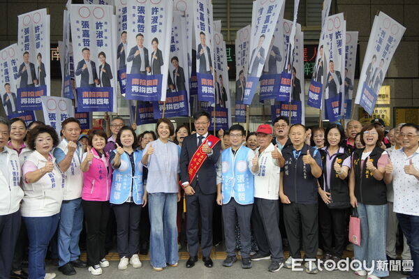 ▲再拼四年・南投向前！張嘉哲登記參選連任 擘劃「五大成長」藍圖。（圖／國民黨南投縣黨部提供）