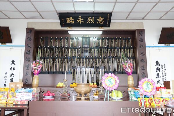 ▲南投縣忠烈祠秋祭，簡副秘書長主祭緬懷先烈精神。（圖／南投縣政府提供）