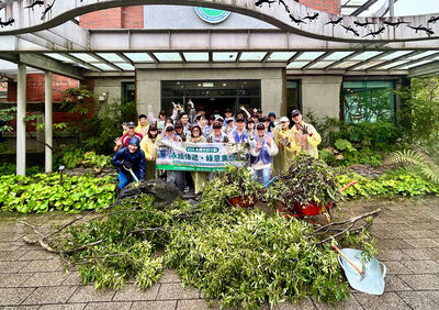 宅配通與雪霸攜手守護山林生態　移除外來種植物、保育觀霧山椒魚