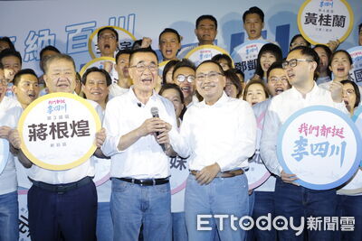 力拼交棒!侯友宜至少10度同台李四川 李乾龍曝競總主委敲定侯