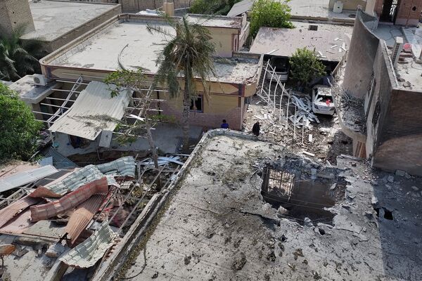 ▲▼伊朗南部一場婚禮於1日遭遇空襲,造成至少4人死亡、68人受傷。(圖/達志影像/美聯社)