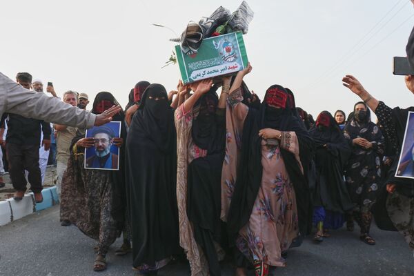 ▲▼伊朗南部一場婚禮於1日遭遇空襲,造成至少4人死亡、68人受傷。(圖/達志影像/美聯社)