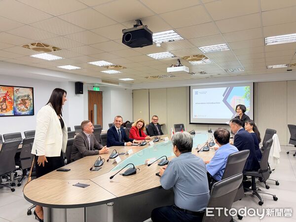 ▲南台科技大學與波蘭克拉科夫理工大學正式簽署雙聯學位合約，深化台波高等教育合作。（記者林東良翻攝，下同）