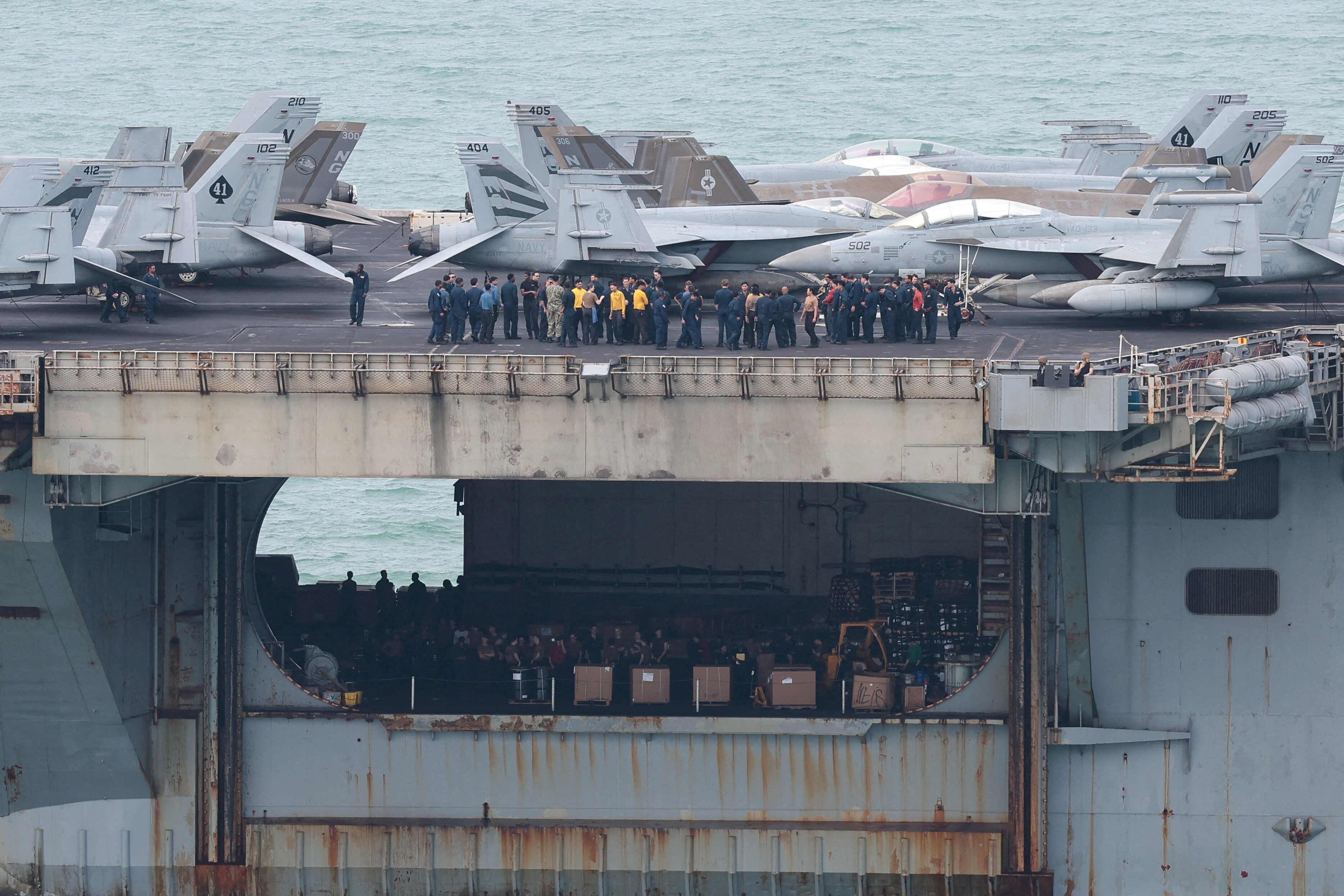 ▲▼美航艦林肯號停靠泰國。(圖/路透)
