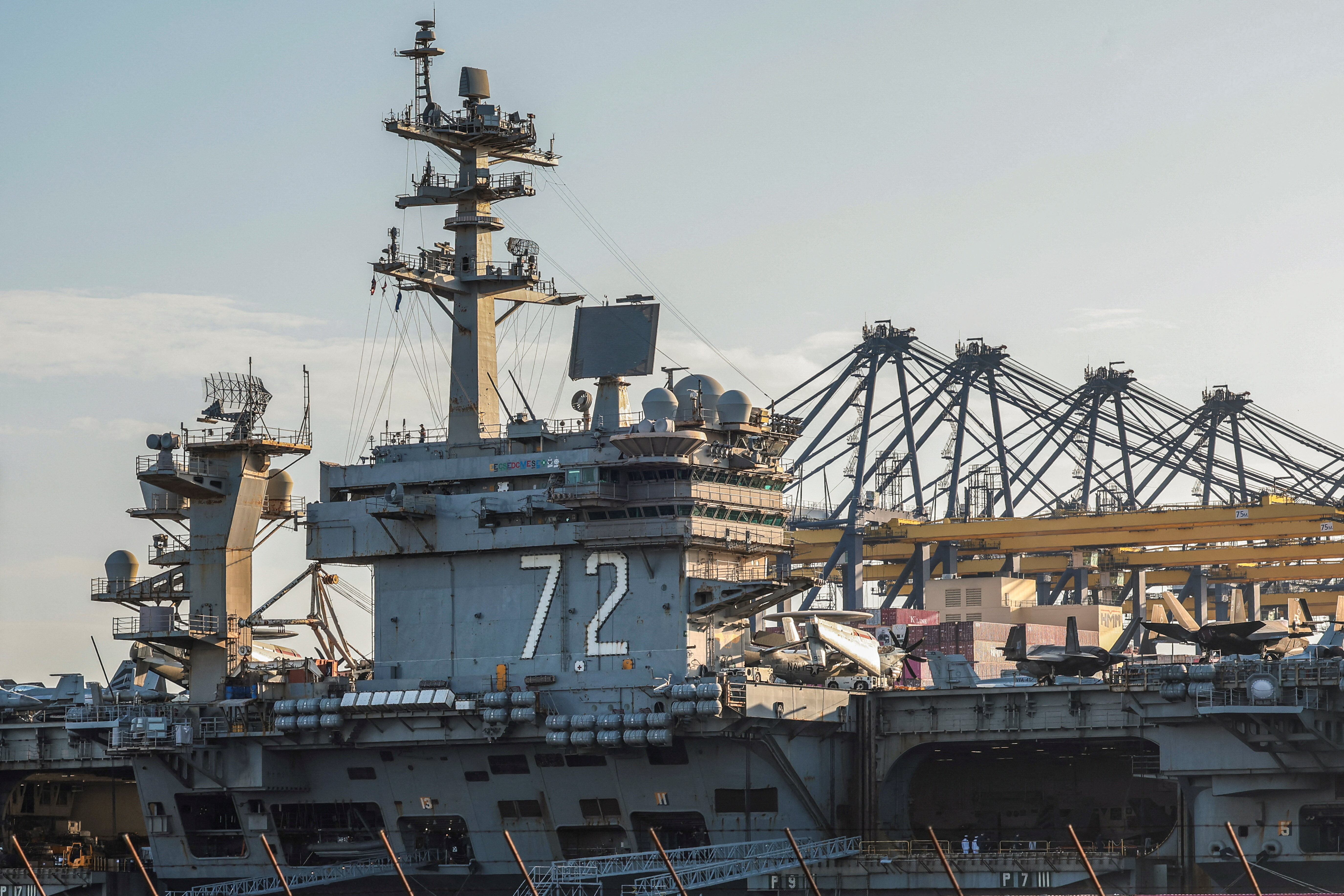 ▲▼美航艦林肯號停靠泰國。(圖/路透)