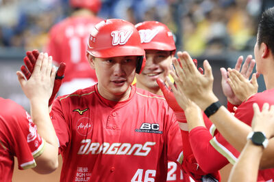 劉基鴻4座MVP全打兄弟！逆轉砲再屠象　林智勝一句話成關鍵