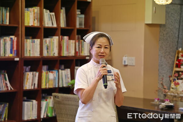 ▲▼花蓮慈院開發出以專業醫療資訊及病人真實問題為基礎的「護理阿難」AI智慧照護平台，並於9月3日正式發表成果。(圖／慈濟醫學中心提供，下同）