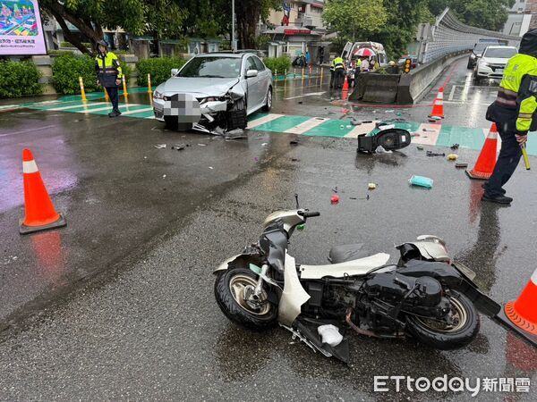 ▲▼陳男逆向撞上對向機車，陳女當場被撞空翻2圈倒地。（圖／記者陸運陞翻攝）
