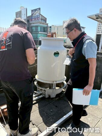 ▲台南市消防局採購56台空氣品質檢測儀，配發至各消防廳舍，協助消防人員掌握工作環境空氣品質。（記者林東良翻攝，下同）