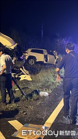 ▲▼花蓮光復台9線發生小貨車與自小客車對撞，造成2死1重傷。（圖／記者王兆麟翻攝）