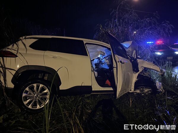 ▲▼花蓮光復台9線發生小貨車與自小客車對撞，造成2死1重傷。（圖／記者王兆麟翻攝）
