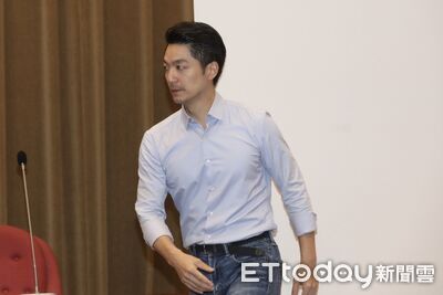 社群湧自稱蔣萬安大寶同學Po文　帳號直譯：我是DeepSeek印尼人