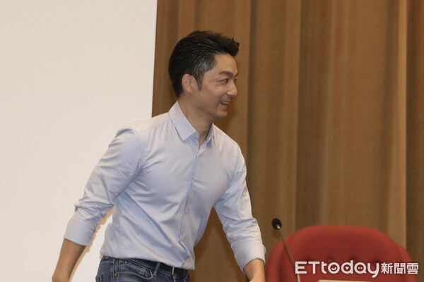 蔣萬安又被要求驗DNA 洪孟楷：下次連生辰八字都被拿來問